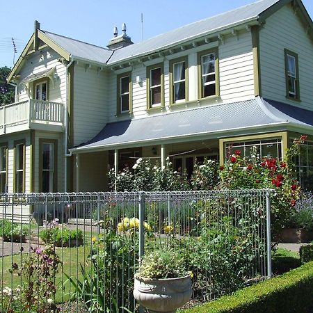 Tairoa Lodge & Cottage Hawera Esterno foto