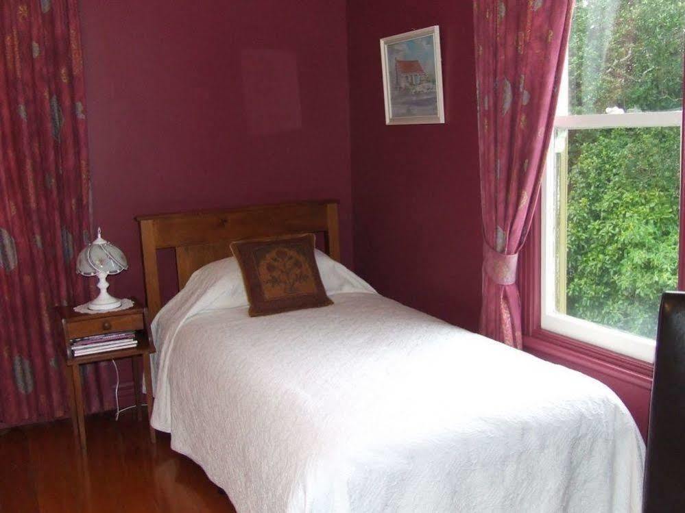 Tairoa Lodge & Cottage Hawera Esterno foto